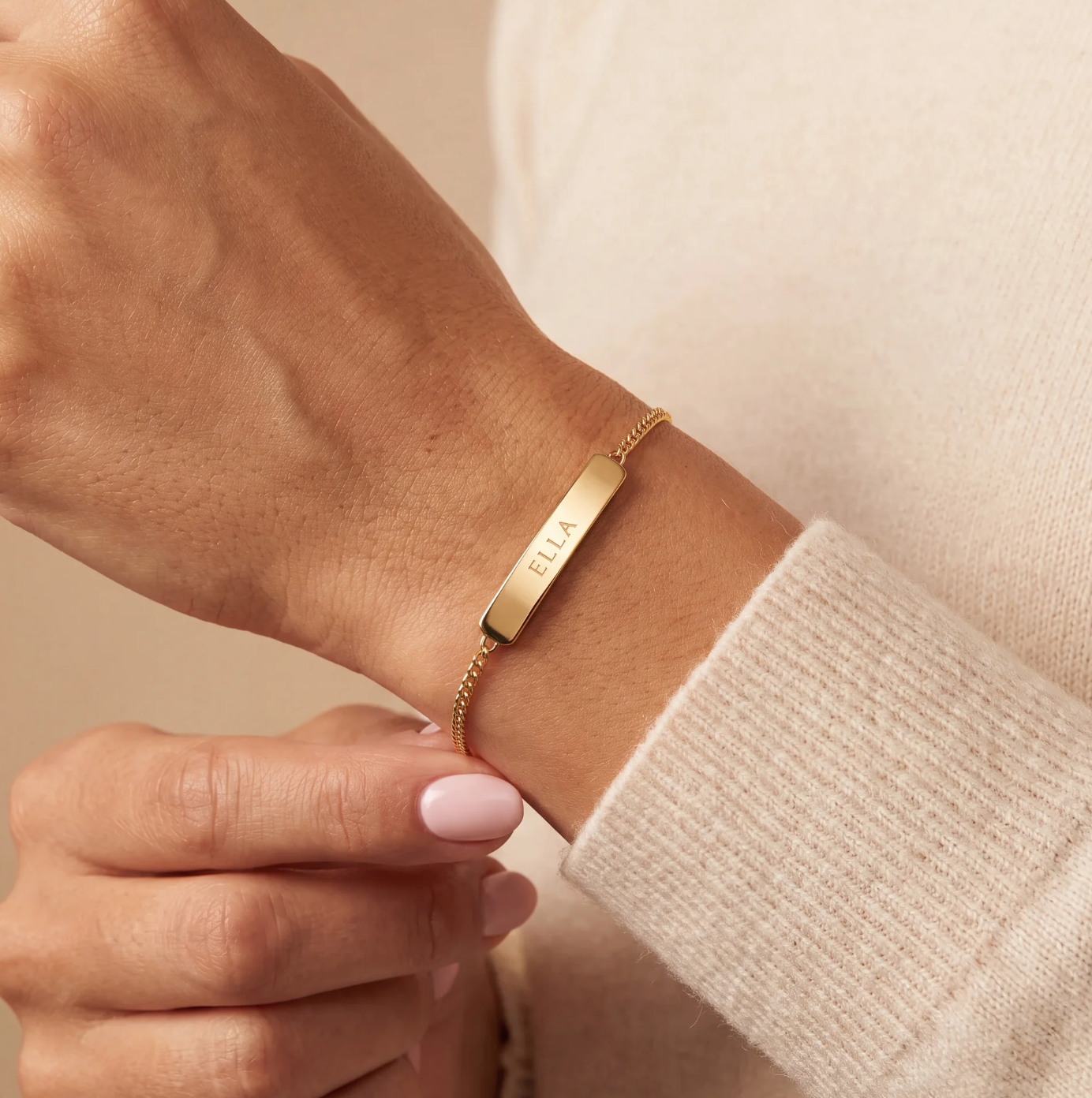 Engraved Bar Bracelet